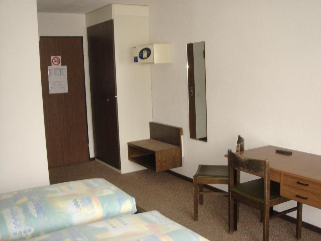 Hotel Eden Sisikon Δωμάτιο φωτογραφία